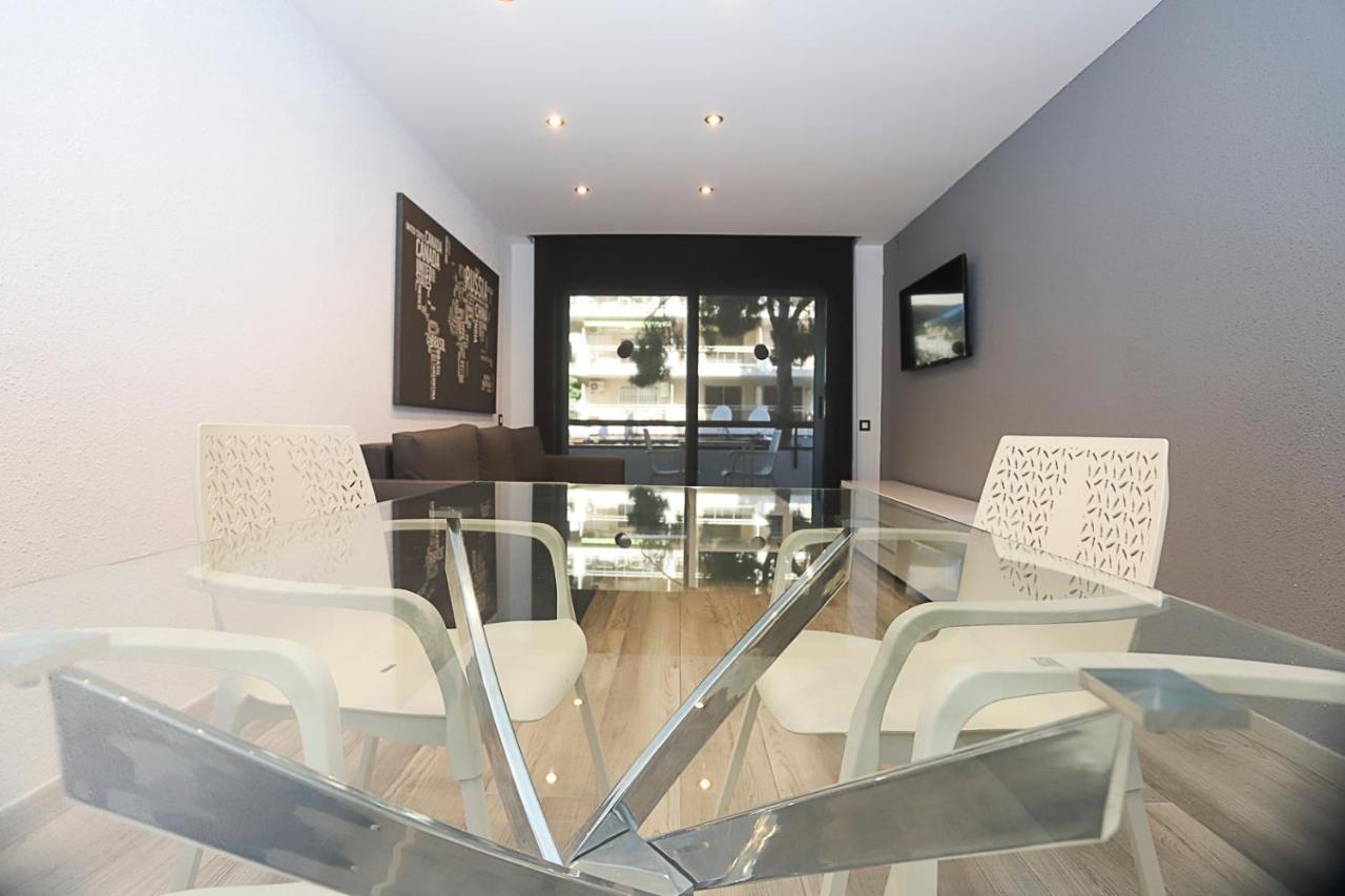 Apartamento Differentflats Llum Salou Exterior foto
