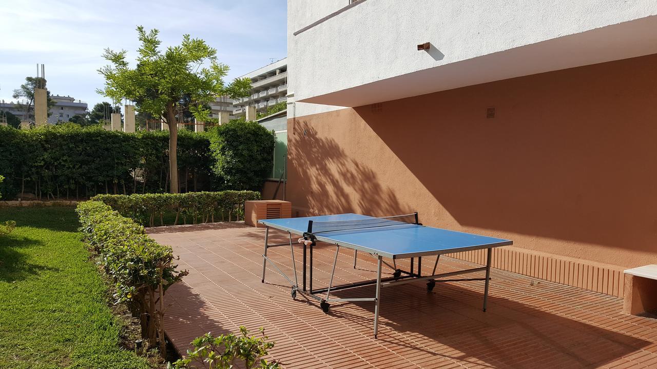 Apartamento Differentflats Llum Salou Exterior foto